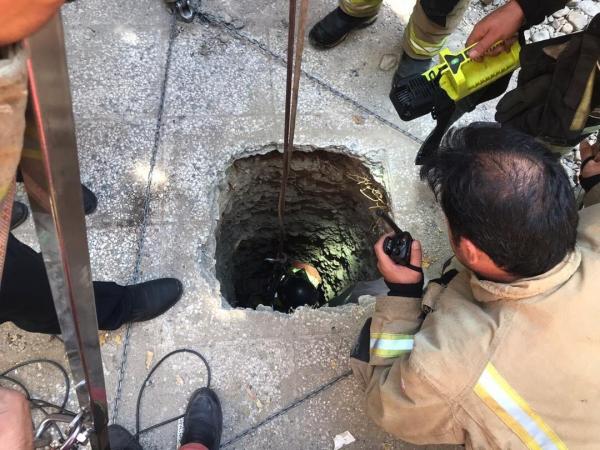 نجات دختر 12 ساله یزدی از عمق 20 متری چاه