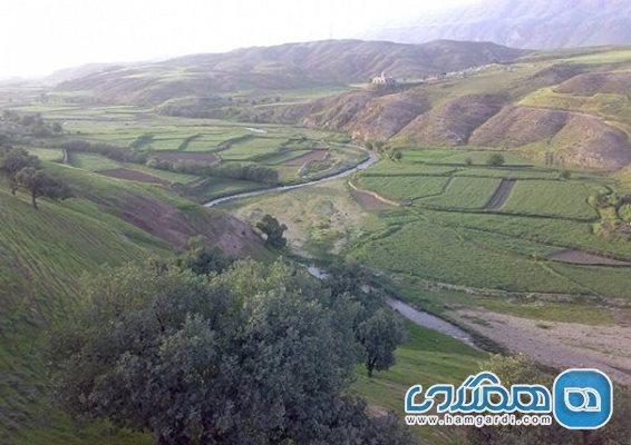 روستای چگنی یکی از روستاهای دیدنی استان ایلام به شمار می رود